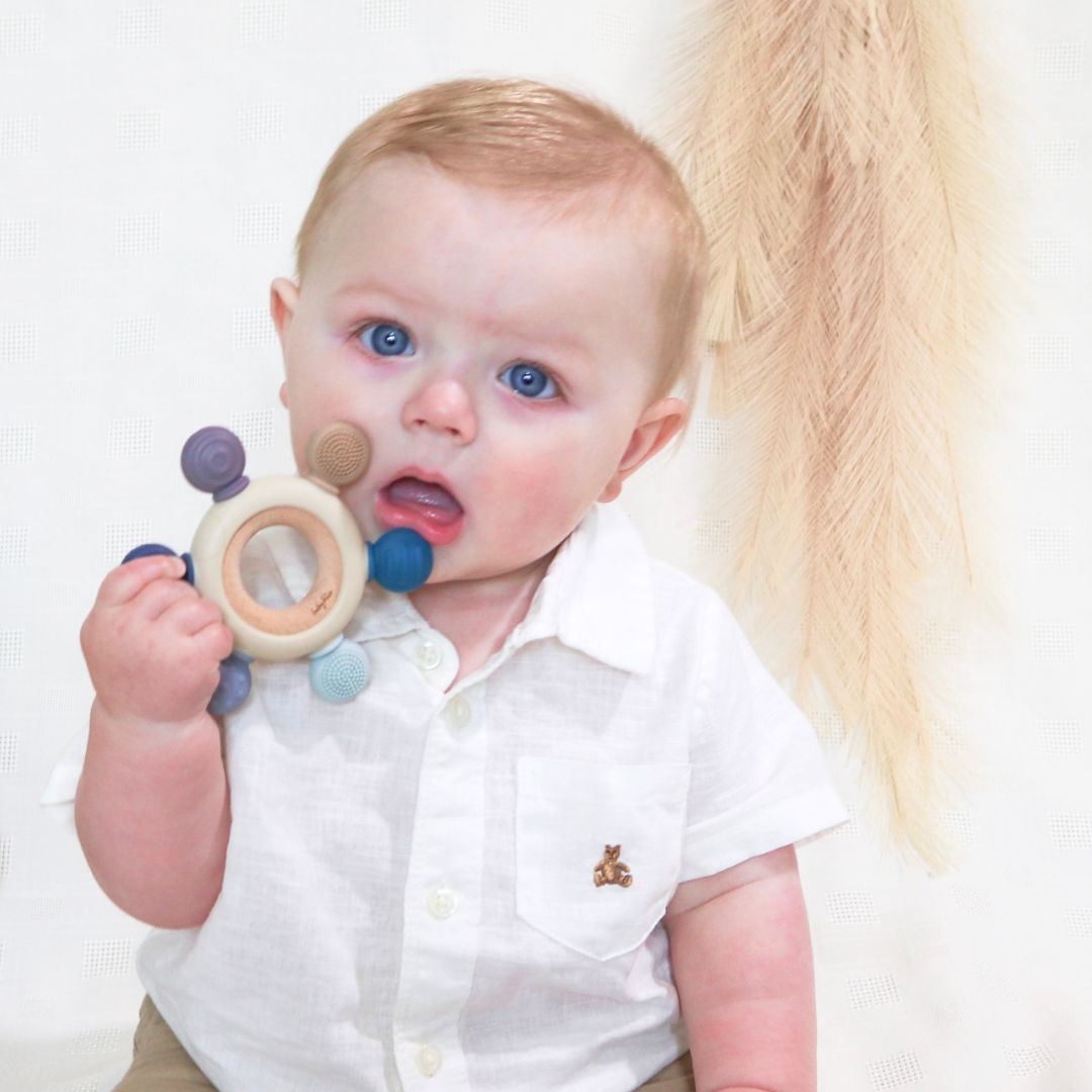 Newborn Teether, Teether Ring, Blue #color_blue tones,pink tones