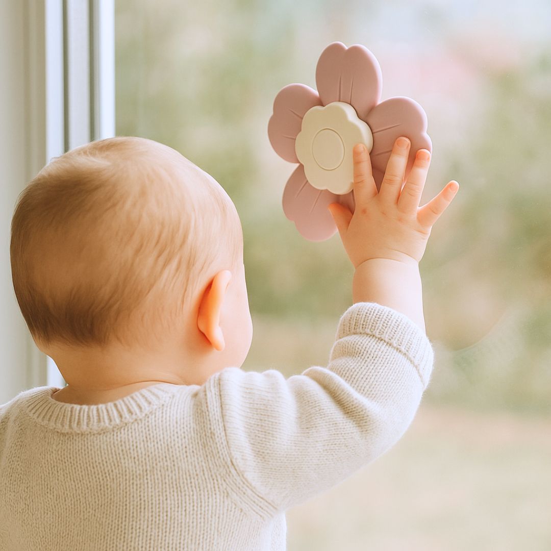 Flower Suction Spinner Toy